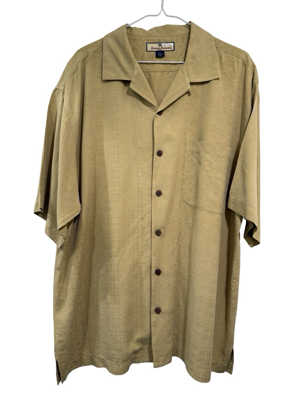 Tommy Bahama Men’s Button Down Short Sleeve Shirt